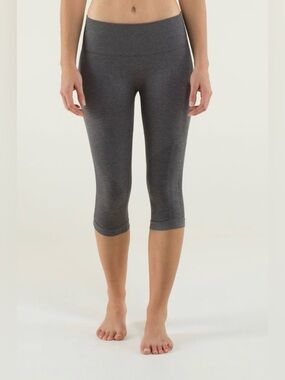 Lululemon In The Flow Crop II Leggings Heathered Soot Light, Sz 6